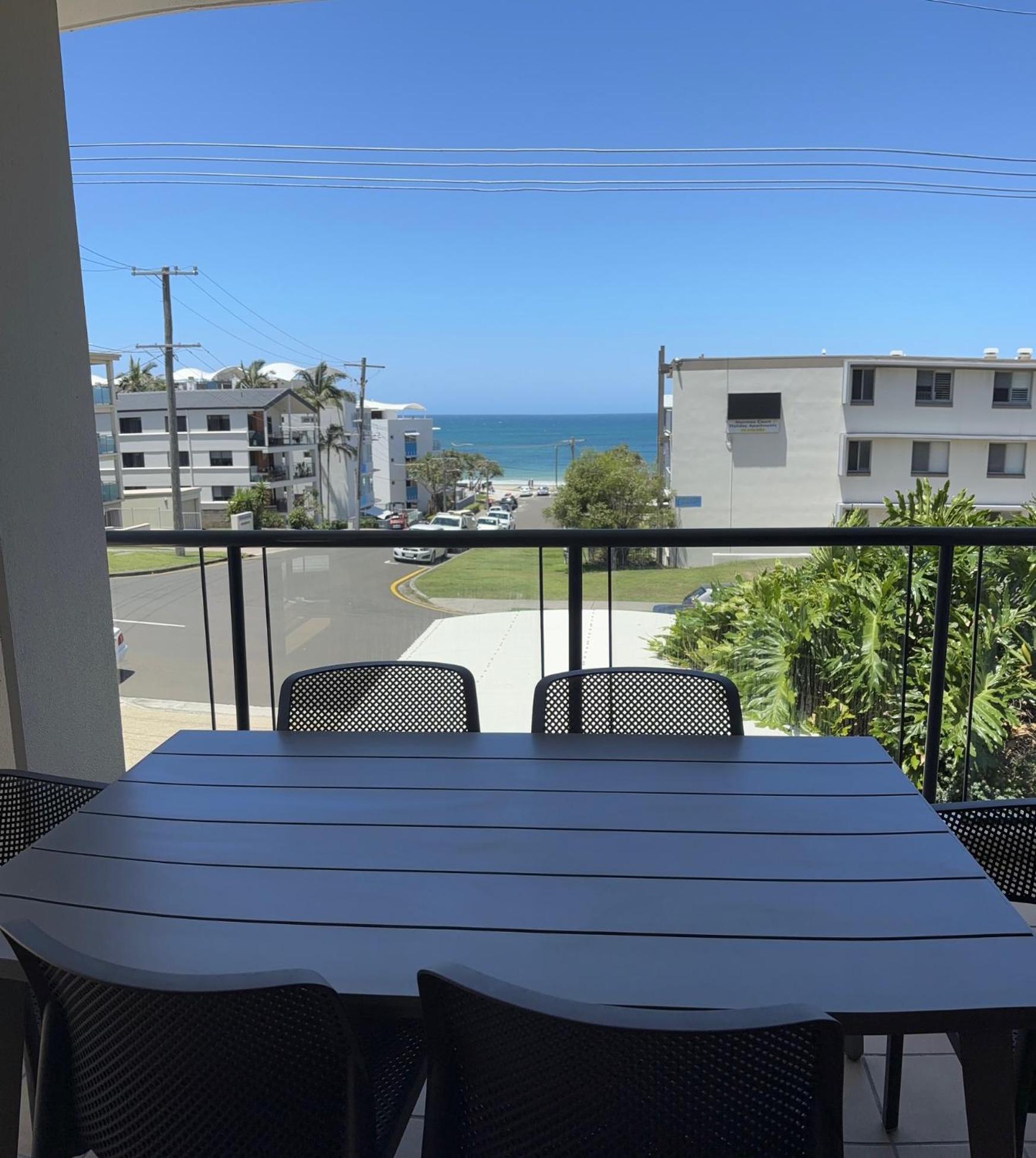 Kings Row Apartments Caloundra Eksteriør bilde