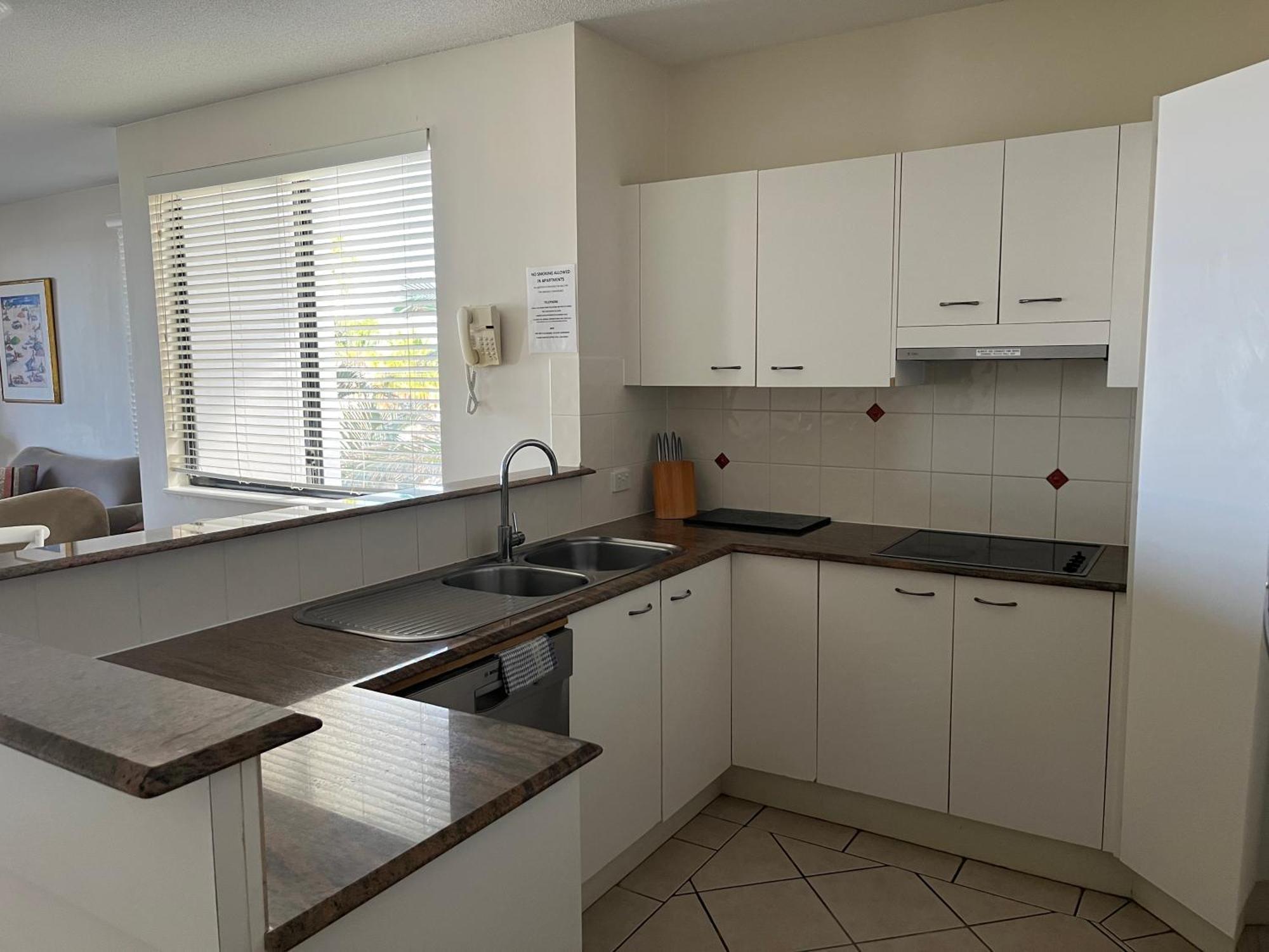 Kings Row Apartments Caloundra Eksteriør bilde